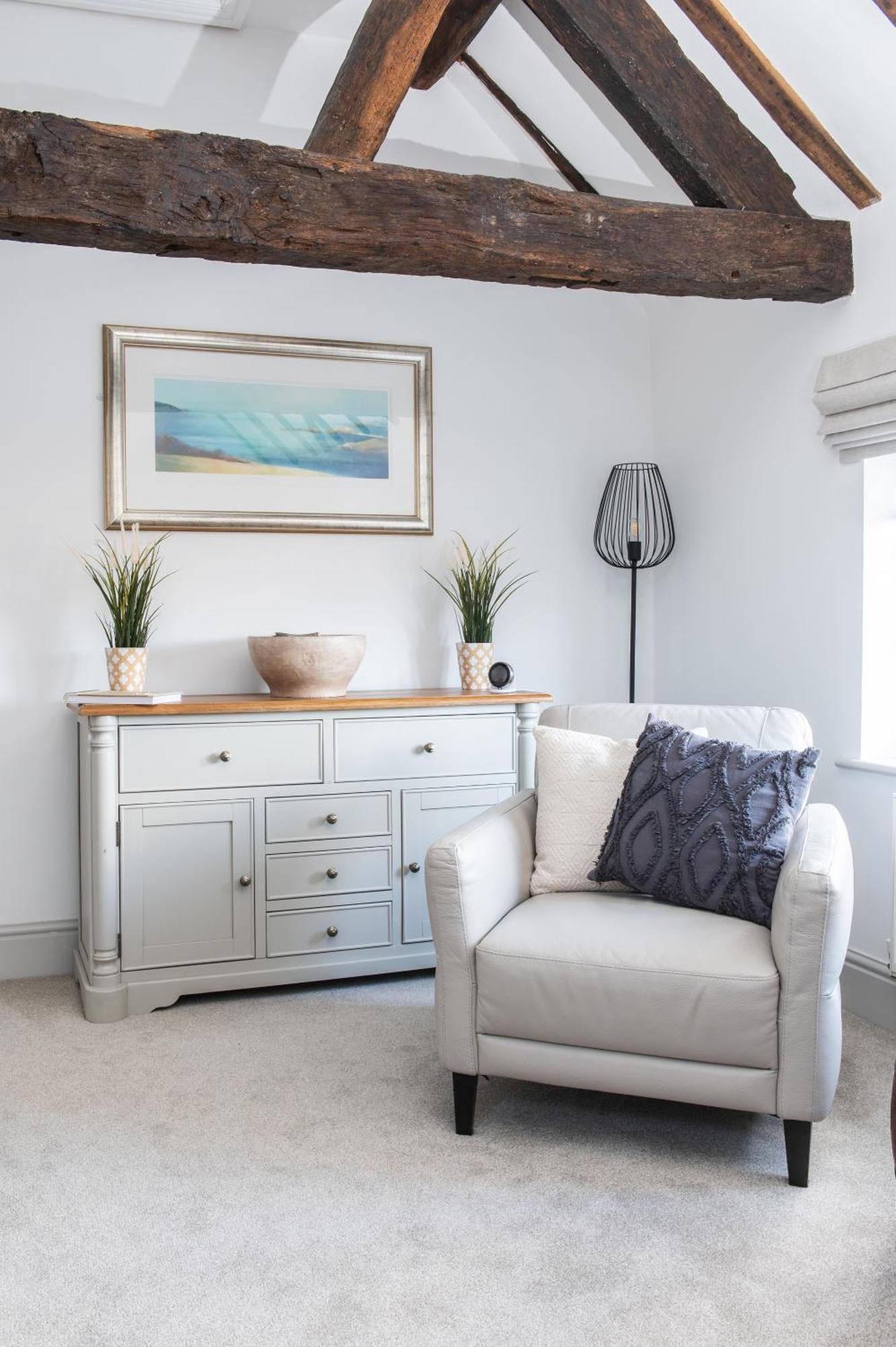 Hideaway With Parking Near The River Severn Holiday home