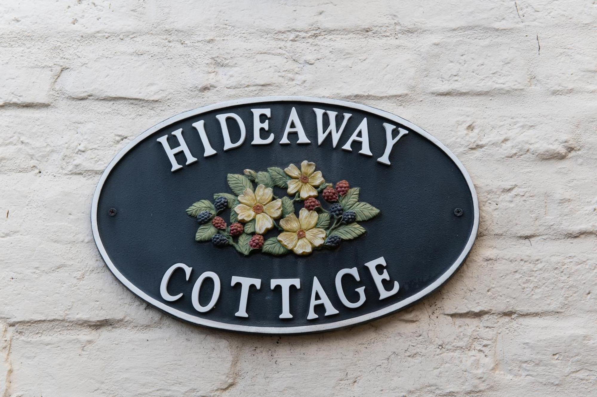 Hideaway With Parking Near The River Severn Holiday home
